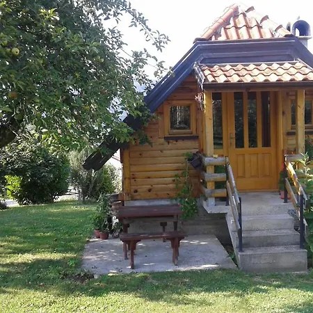 דירה Brvnara Lug,