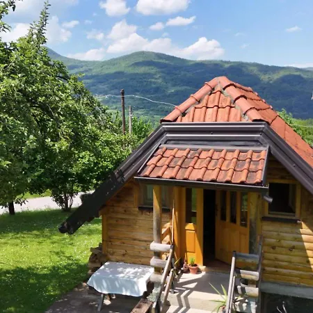 דירה Brvnara Lug,